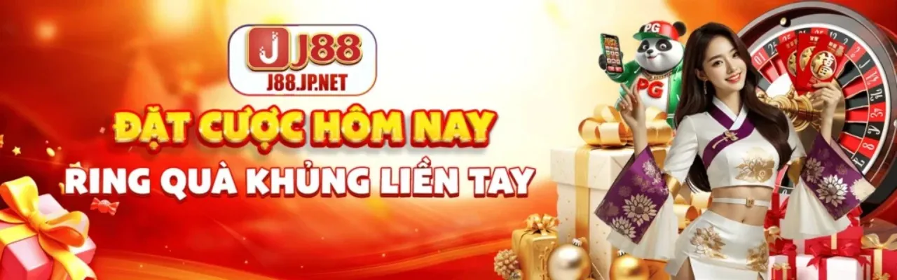 Giao diện ứng dụng g666 xổ số trên điện thoại thông minh, hiển thị các tính năng cá cược xổ số và casino trực tuyến với màu vàng chủ đạo.